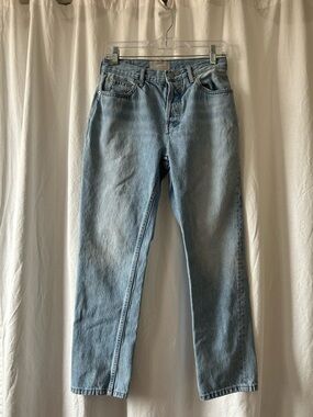 Everlane 90’s Cheeky Light Blue Denim Jeans